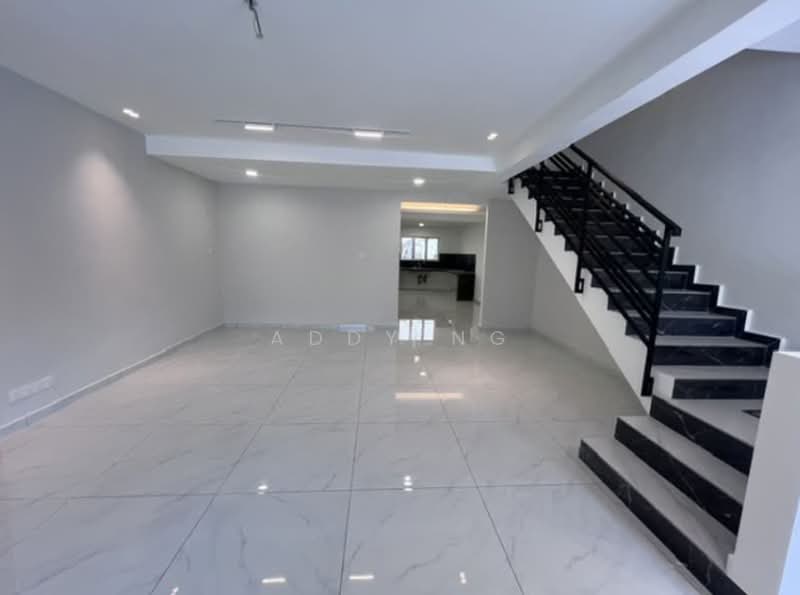 Rumah Teres 2 Tingkat untuk Dijual di Mahkota Cheras (Cheras) - Addy Ng - Living Room - PropertyGuru.com.my