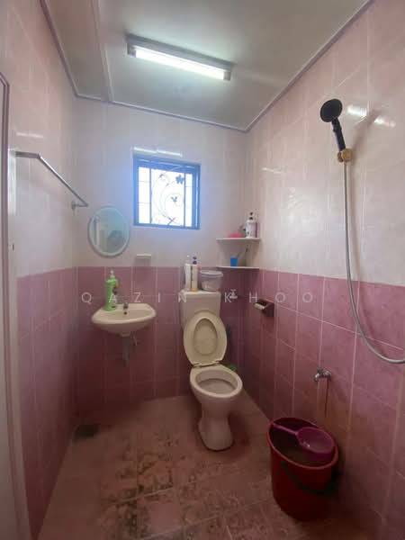 Rumah Teres 2 Tingkat untuk Dijual di Bandar Baru Menglembu (Menglembu) - Qazin Khoo - Bathroom - PropertyGuru.com.my