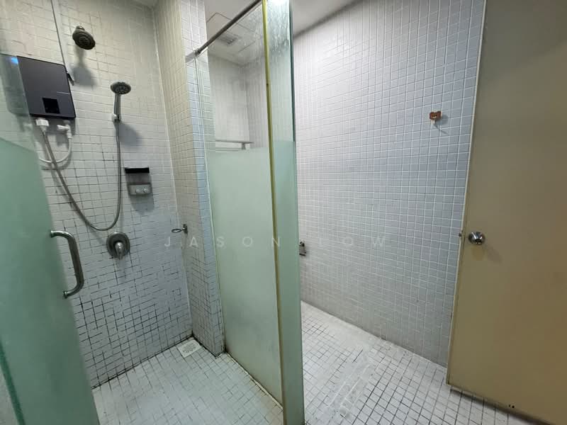 Condominium for Rent at 10 Semantan Suites - Jason Low - Bathroom - PropertyGuru.com.my