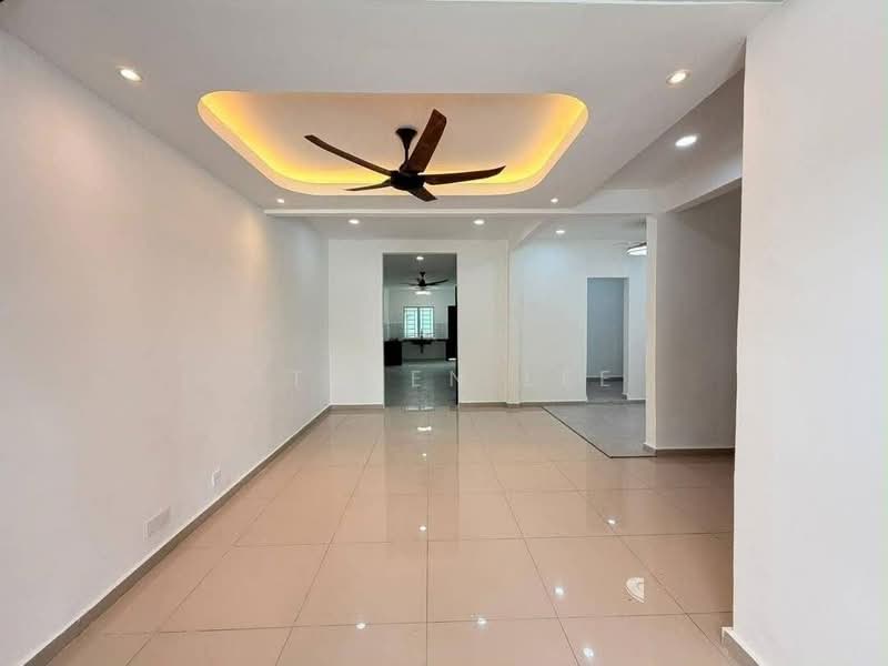 Rumah Teres 2 Tingkat untuk Dijual di (Bukit Sentosa 2) Seksyen Bs2 (Serendah) - Steven Lee - Living Room - PropertyGuru.com.my