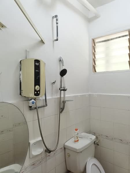 Apartment for Rent at Gambier Heights - Weng Sern - Bathroom - PropertyGuru.com.my
