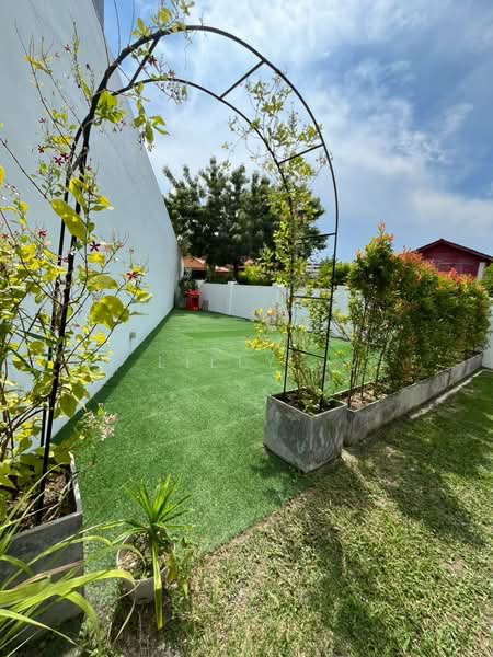 Rumah Banglo untuk Dijual di Pulau Tikus (Penang) - Lilly . - Garden - PropertyGuru.com.my
