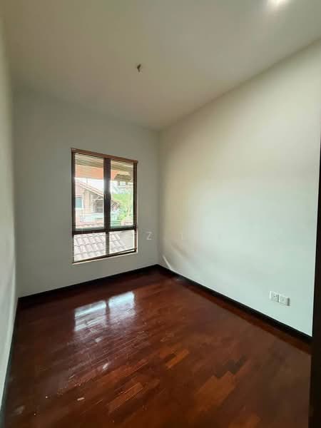 Rumah Teres 2 Tingkat untuk Dijual di Leisure Farm (Gelang Patah) - Jyez Lee - PropertyGuru.com.my
