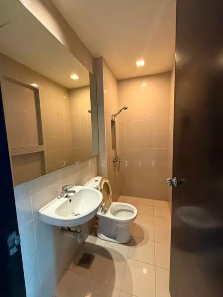 Rumah Teres 2 Tingkat untuk Dijual di Leisure Farm (Gelang Patah) - Jyez Lee - PropertyGuru.com.my