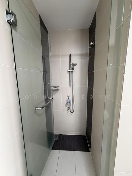 Servis Apartment untuk Dijual di Kanvas SOHO - Johnny Leong - Bathroom - PropertyGuru.com.my