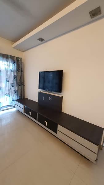 Servis Apartment untuk Dijual di Kuchai Avenue - Shin Ni - Living Room - PropertyGuru.com.my