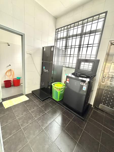 Rumah Teres 2 Tingkat untuk Dijual di Taman Kempas Indah (Tebrau) - Sausa Lee - Interior - PropertyGuru.com.my