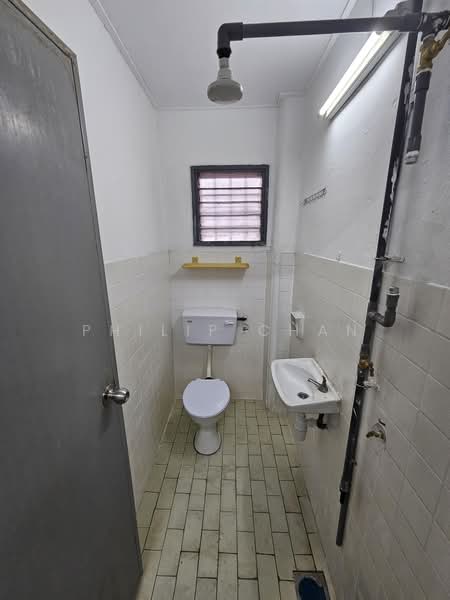 2-storey Terraced House for Rent in Sri Petaling (Kuala Lumpur) - Philip Chan - Bathroom - PropertyGuru.com.my