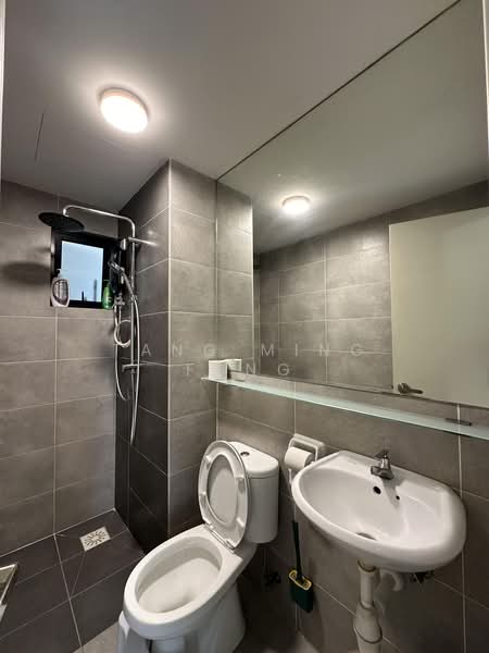 Kondominium untuk Disewa di The Olive - Tang Ming Fung - Bathroom - PropertyGuru.com.my
