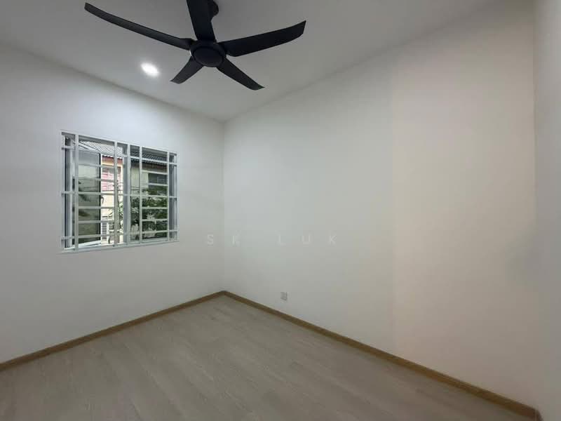 2-storey Terraced House for Sale in Rawang (Selangor) - SK Luk - Bedroom - PropertyGuru.com.my