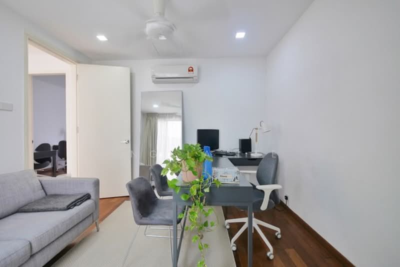 2-storey Terraced House for Rent in Bangsar Baru (Bangsar) - Angela Lee - Living Room - PropertyGuru.com.my