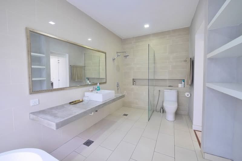 2-storey Terraced House for Rent in Bangsar Baru (Bangsar) - Angela Lee - Bathroom - PropertyGuru.com.my