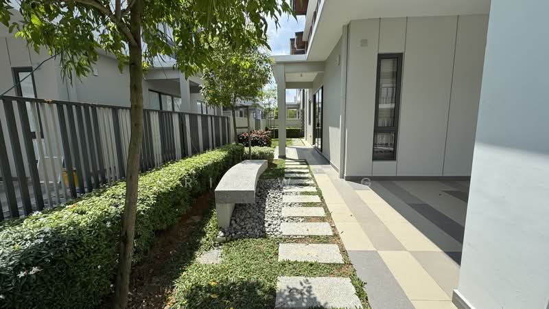 Semi-Detached House for Sale in Sungai Buloh (Selangor) - Eric Wang - Exterior - PropertyGuru.com.my