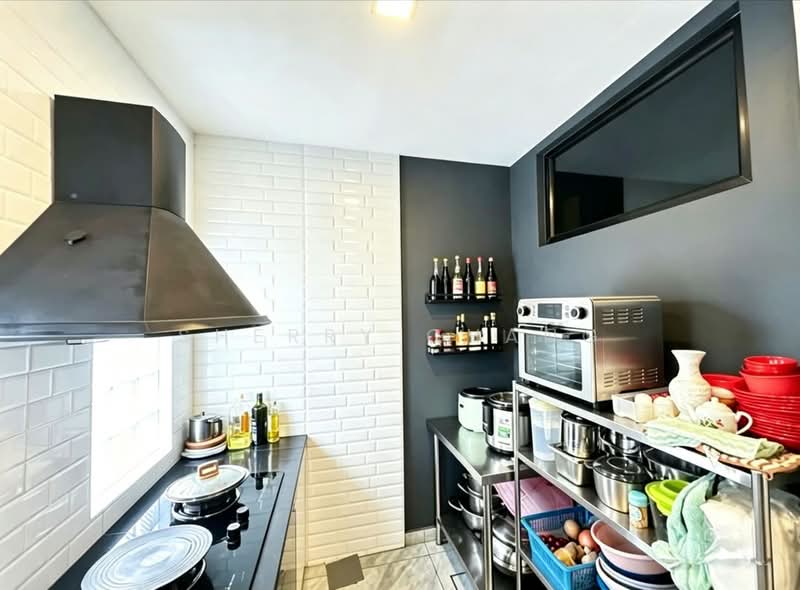 2-storey Terraced House for Sale in Bayu Damansara (Petaling Jaya) - Sherry Chang - Kitchen - PropertyGuru.com.my