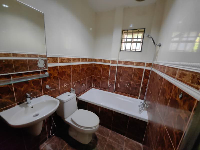 Semi-Detached House for Sale in Gelugor (Penang) - Ryan Sim - Bathroom - PropertyGuru.com.my