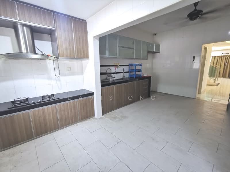 Terraced House for Sale in Bukit Rahman Putra (Sungai Buloh) - Davis Ong - Kitchen - PropertyGuru.com.my