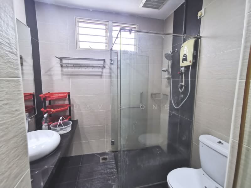 Terraced House for Sale in Bukit Rahman Putra (Sungai Buloh) - Davis Ong - Bathroom - PropertyGuru.com.my