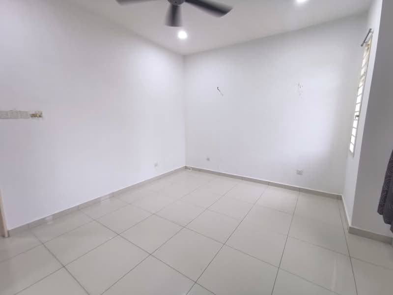 Terraced House for Sale in Bukit Rahman Putra (Sungai Buloh) - Davis Ong - Interior - PropertyGuru.com.my
