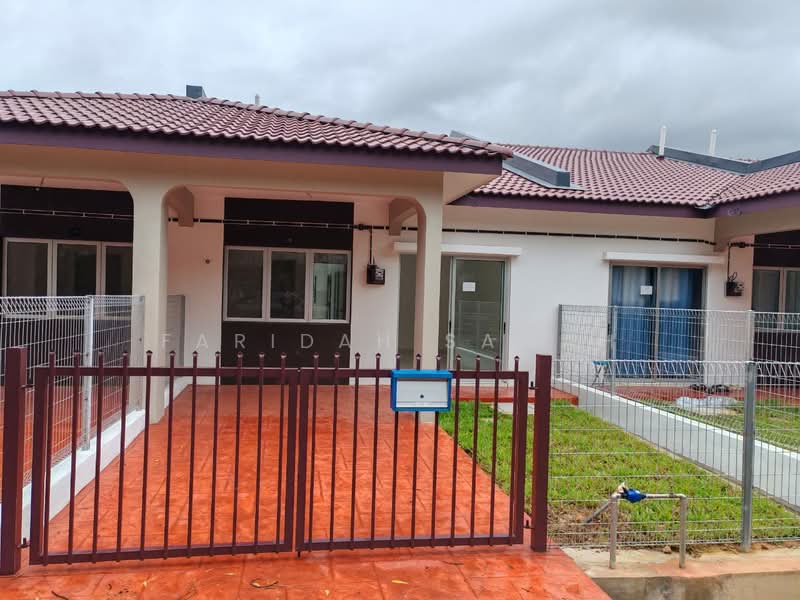 Rumah Teres 1 Tingkat untuk Disewa di Taman Bukit Mewah (Kajang) - Faridah Samah - Exterior - PropertyGuru.com.my