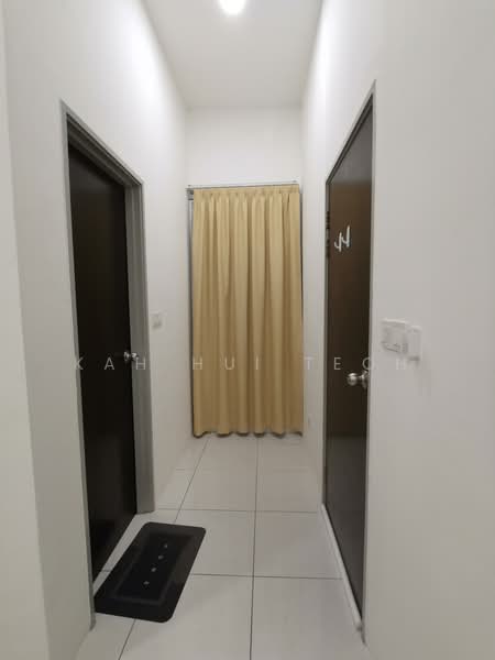 1-storey Terraced House for Rent in Hijauan Valdor (Sungai Jawi) - Kah Hui Teoh - Corridor - PropertyGuru.com.my