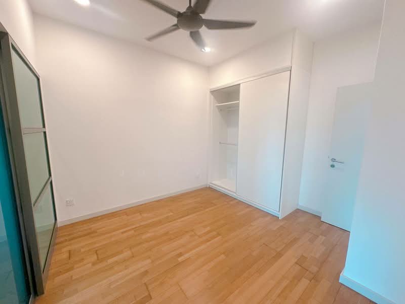 Kondominium untuk Dijual di Iskandar Residences - Joyce Tan - Bedroom - PropertyGuru.com.my