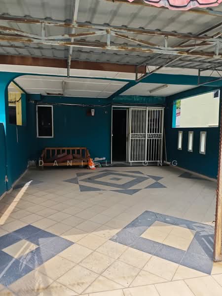 Rumah Teres untuk Dijual di Taman Semenyih Mewah (Semenyih) - Daniel Yong - Exterior - PropertyGuru.com.my