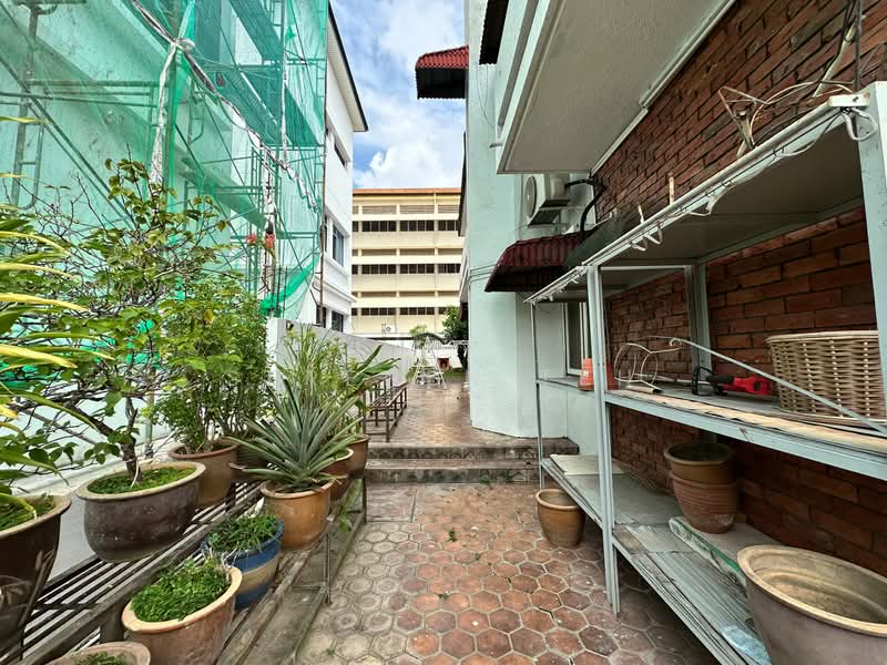 Semi-Detached House for Sale in Taman Scotland (George Town) - SERENEN TEH - Exterior - PropertyGuru.com.my
