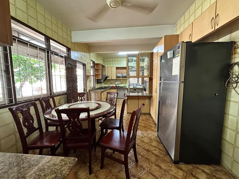 Semi-Detached House for Sale in Taman Scotland (George Town) - SERENEN TEH - Kitchen - PropertyGuru.com.my
