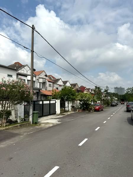 2-storey Terraced House for Sale in Usj 11 (Subang Jaya) - Kenix Lee - Exterior - PropertyGuru.com.my