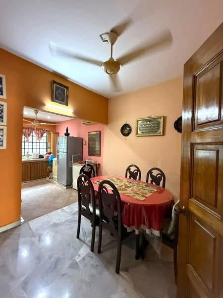 Rumah Teres 2 Tingkat untuk Dijual di Usj 11 (Subang Jaya) - Kenix Lee - Dining Room - PropertyGuru.com.my