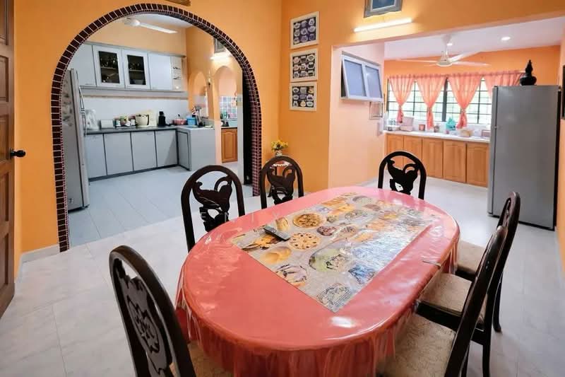 2-storey Terraced House for Sale in Usj 11 (Subang Jaya) - Kenix Lee - Kitchen - PropertyGuru.com.my