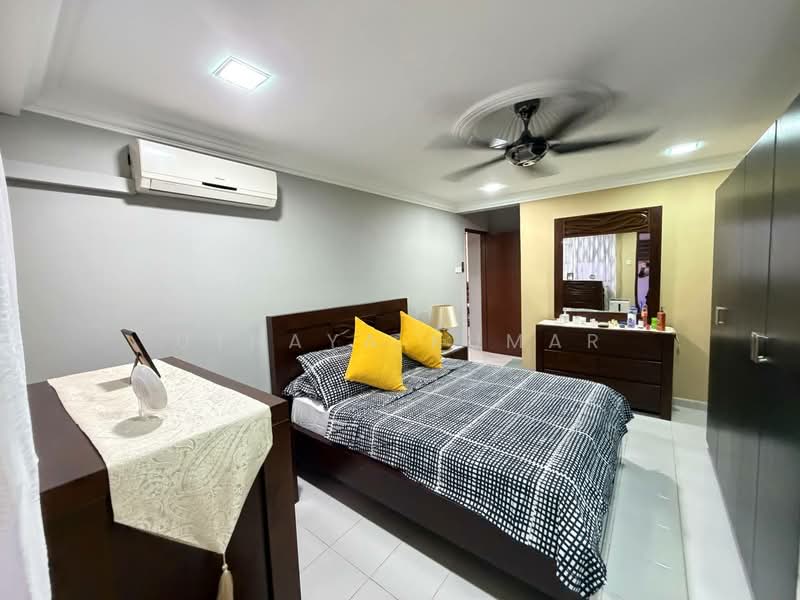 Rumah Bandar untuk Dijual di Batu Caves (Selangor) - Uthaya Kumar - Bedroom - PropertyGuru.com.my