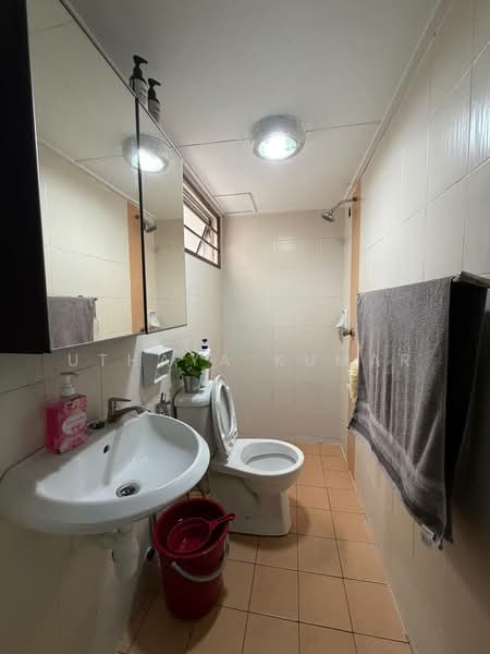 Rumah Bandar untuk Dijual di Batu Caves (Selangor) - Uthaya Kumar - Bathroom - PropertyGuru.com.my