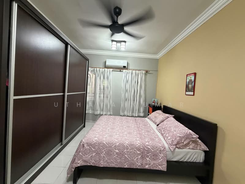 Rumah Bandar untuk Dijual di Batu Caves (Selangor) - Uthaya Kumar - Bedroom - PropertyGuru.com.my