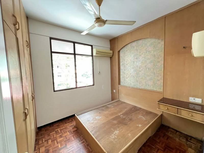 Pangsapuri untuk Dijual di Taman Jubilee Phase 3 - Amelie Soh - Bedroom - PropertyGuru.com.my
