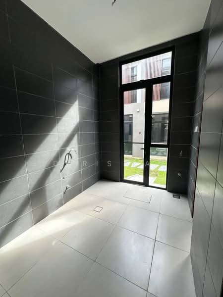 2-storey Terraced House for Sale in Puteri Harbour (Iskandar Puteri (Nusajaya)) - Doris Tan - Exterior - PropertyGuru.com.my