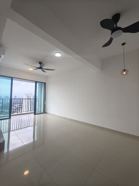 Kondominium untuk Disewa di Ideal Venice Residency - Lilly . - Balcony - PropertyGuru.com.my