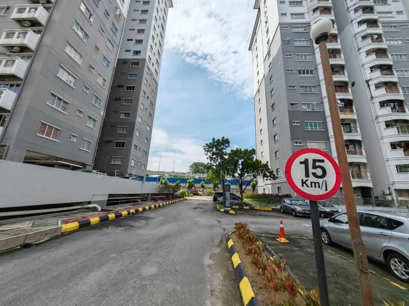 Kondominium untuk Dijual di Endah Ria - Lee Chin Wai - Exterior - PropertyGuru.com.my