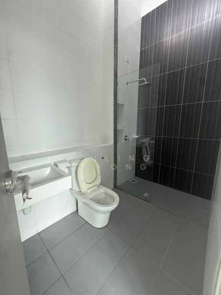 Rumah Teres 2 Tingkat untuk Dijual di Taman Mount Austin (Tebrau) - Huiling Cheong - PropertyGuru.com.my