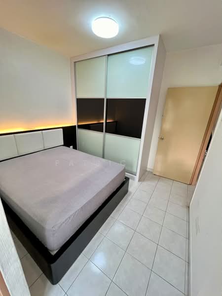 Pangsapuri untuk Dijual di Relau Vista Apartment - Patrick . - Bedroom - PropertyGuru.com.my