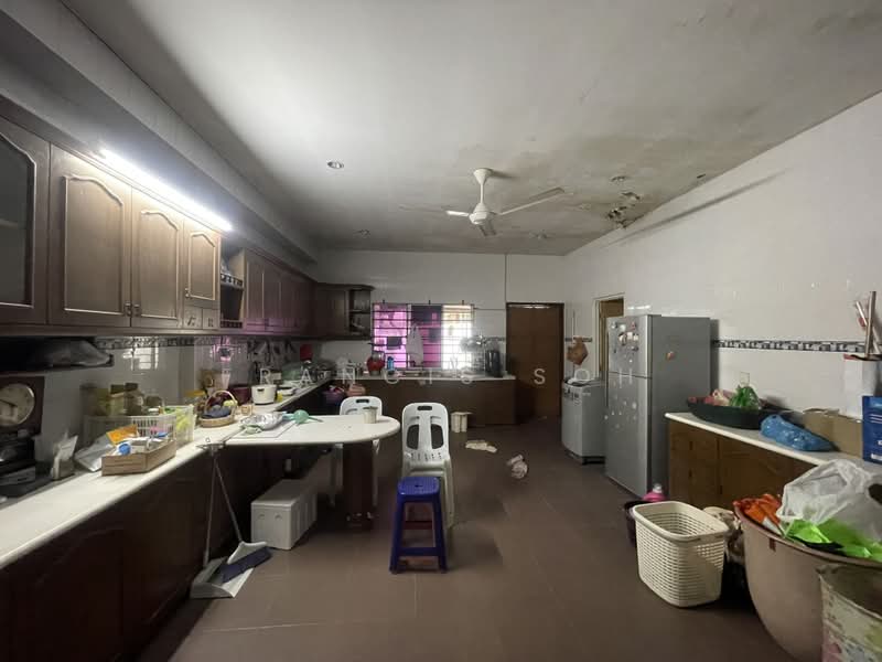 Rumah Berkembar untuk Dijual di Taman Wangsa Cheras (Cheras) - Francis Soh - Kitchen - PropertyGuru.com.my