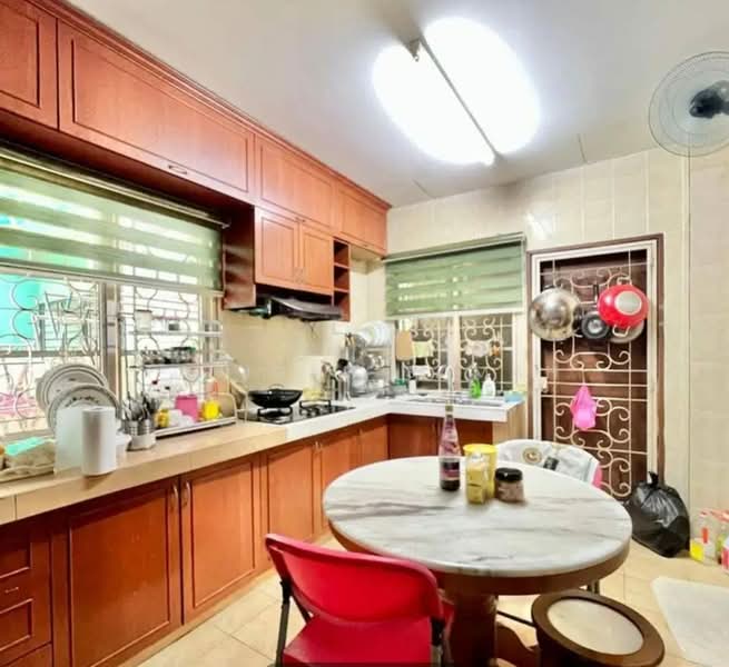 Rumah Berkembar untuk Dijual di Taman Kajang Impian (Kajang) - Faridah Samah - Kitchen - PropertyGuru.com.my