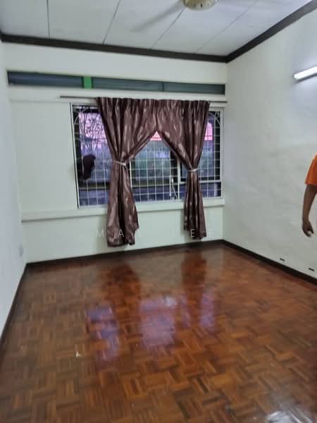 2-storey Terraced House for Rent in Bayan Lepas (Penang) - May Lee - Living Room - PropertyGuru.com.my