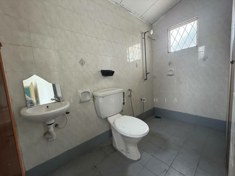 Rumah Teres 2 Tingkat untuk Dijual di Bukit Rimau (Shah Alam) - Bee Seng Chia - Bathroom - PropertyGuru.com.my
