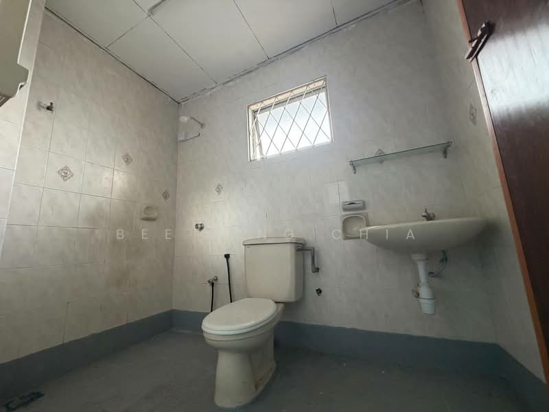 Rumah Teres 2 Tingkat untuk Dijual di Bukit Rimau (Shah Alam) - Bee Seng Chia - Bathroom - PropertyGuru.com.my