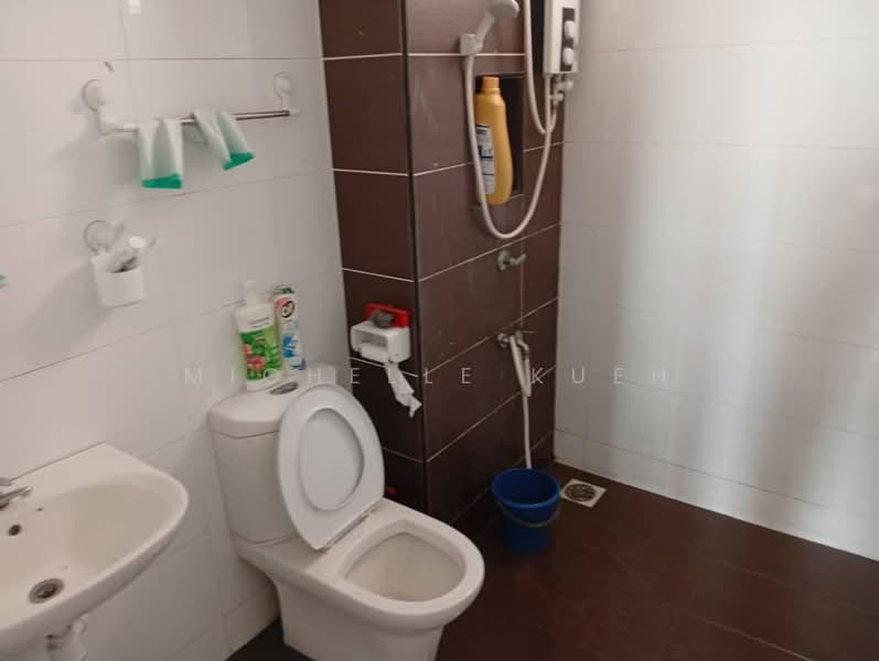 Apartment for Sale at East Bay (Seri Bayan) - Michelle Kueh - Bathroom - PropertyGuru.com.my