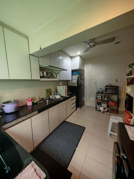 Rumah Teres 2 Tingkat untuk Dijual di Taman Kepong Indah (Kepong) - Suki Tan - Kitchen - PropertyGuru.com.my