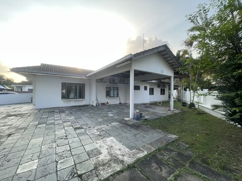 Rumah Teres 1 Tingkat untuk Dijual di Taman Wangsa Cheras (Cheras) - Francis Soh - Exterior - PropertyGuru.com.my