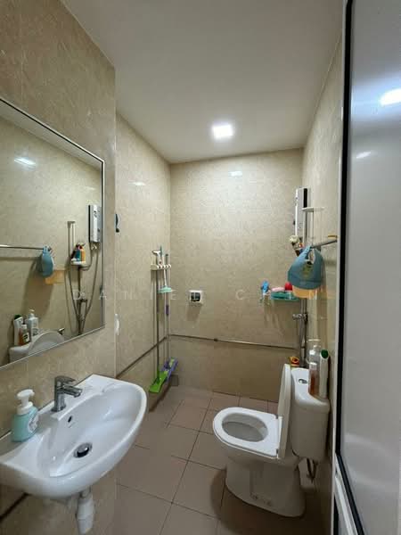 Rumah Teres 2.5 Tingkat untuk Dijual di Sering Ukay (Ampang) - Daniel Chin - Bathroom - PropertyGuru.com.my