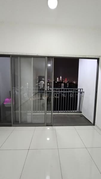 Servis Apartment untuk Dijual di Seasons Garden Residences - CK Wong - Balcony - PropertyGuru.com.my